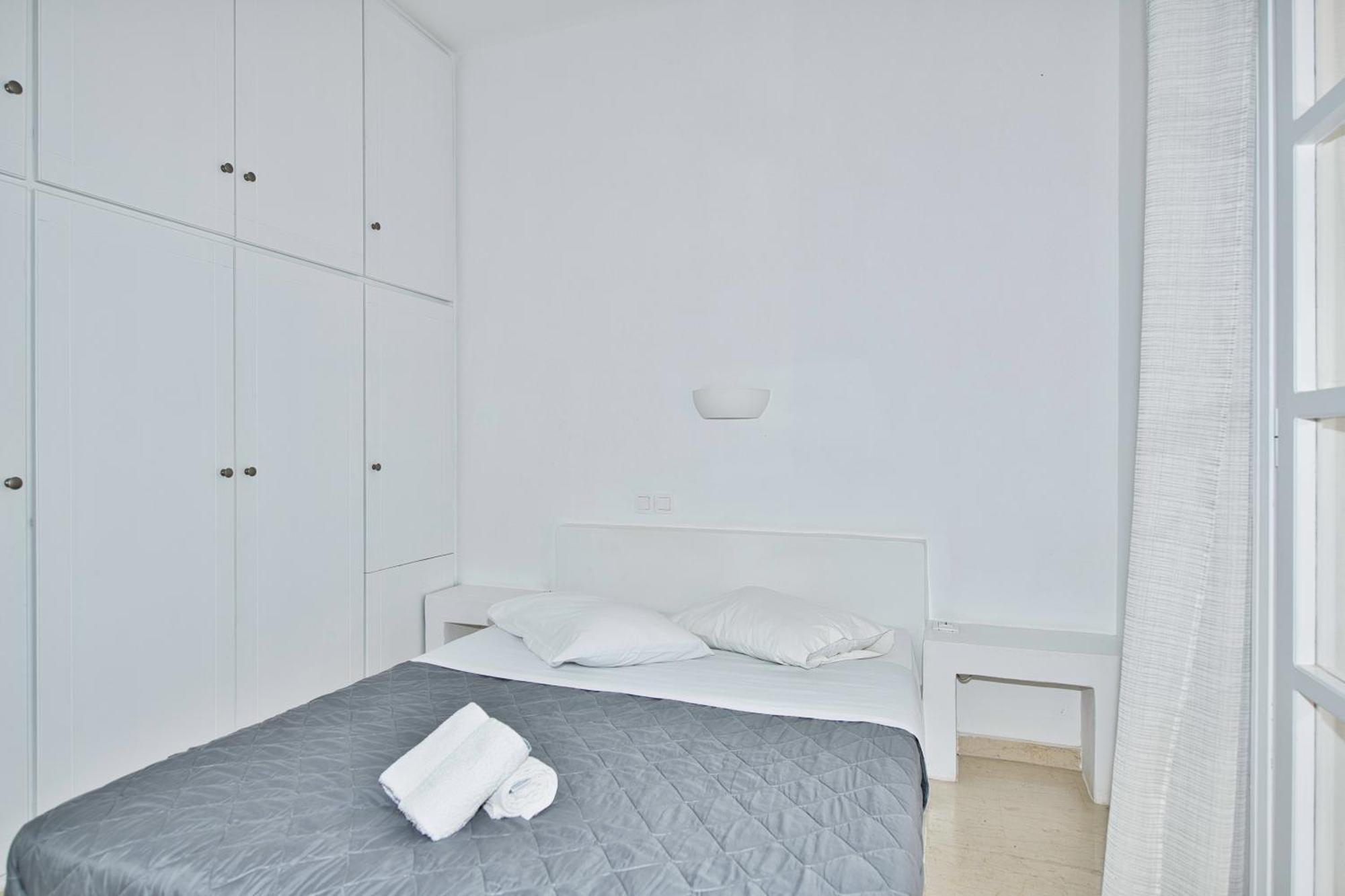 Ira Apartments Kamári 外观 照片