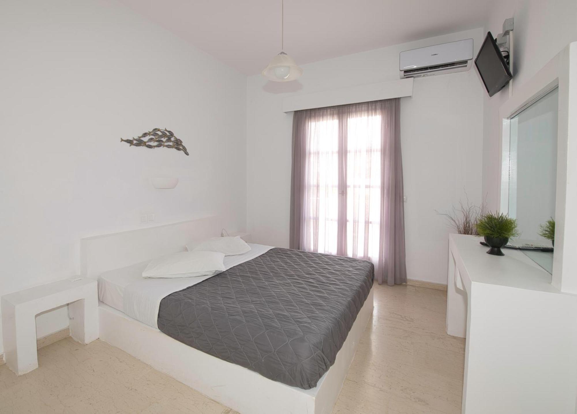 Ira Apartments Kamári 外观 照片