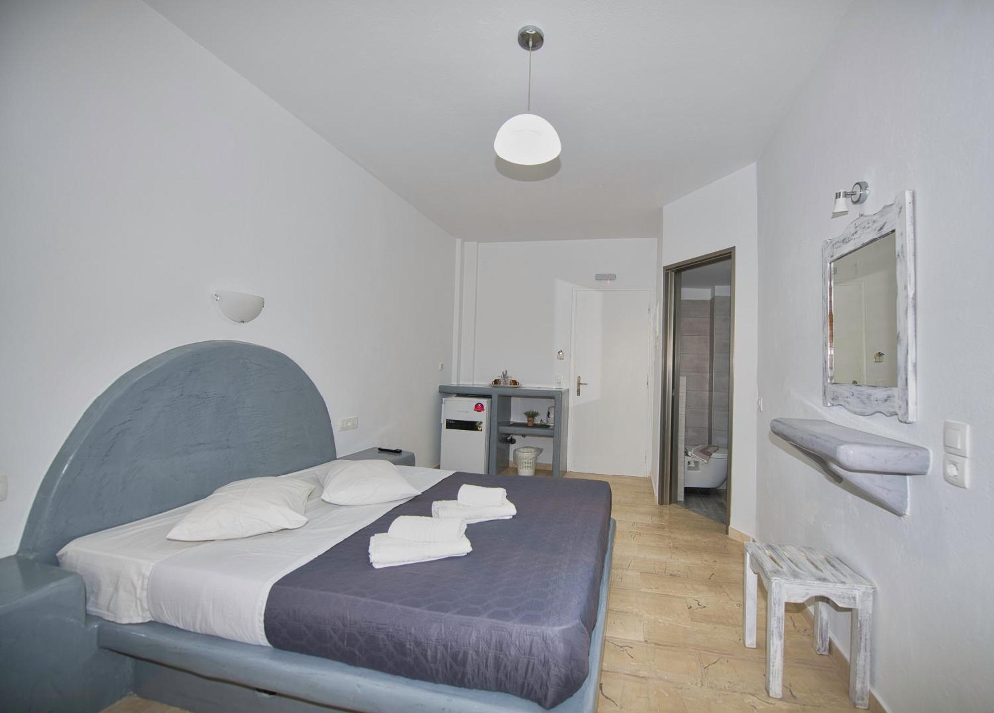 Ira Apartments Kamári 外观 照片